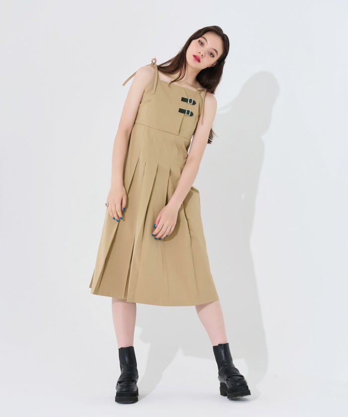 ワンピース/ドレス/キャミドレス/キャミワンピ/プリーツ/ベージュ/ブラック