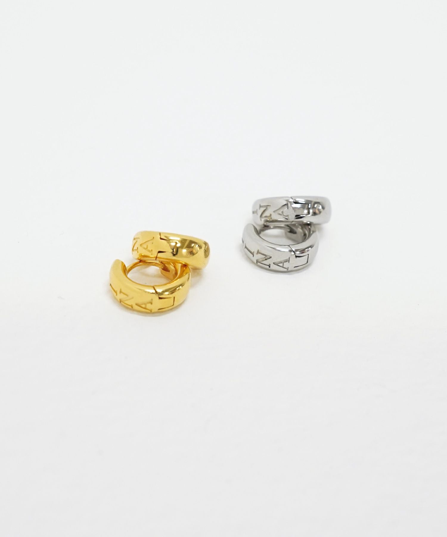 316L フープピアス TINA：JOJUN 全2色｜tnj925-0698【1】 - ピアス商品