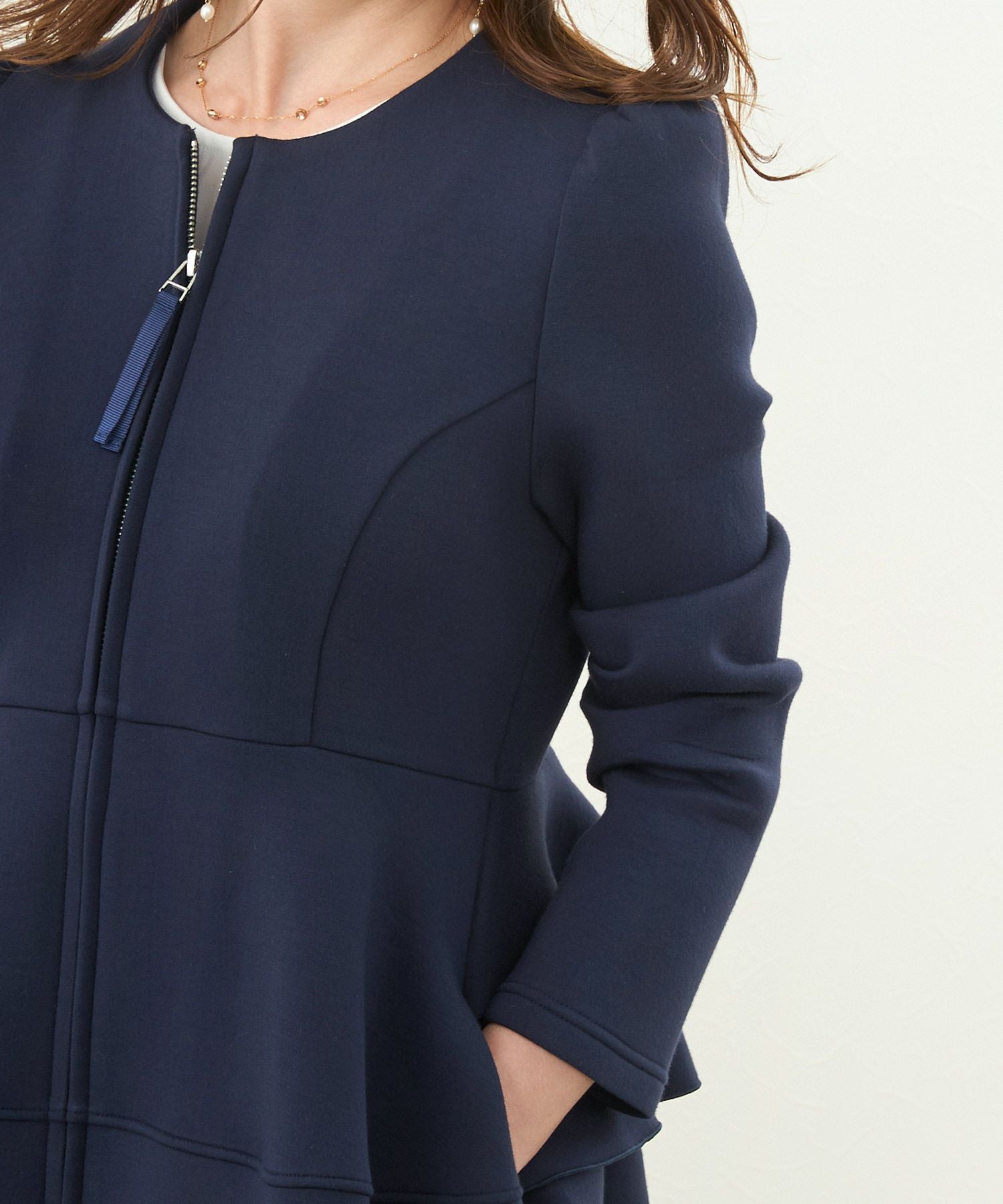 ダンボールニット 2段フリル ペプラム ノーカラージャケット Liala×PG