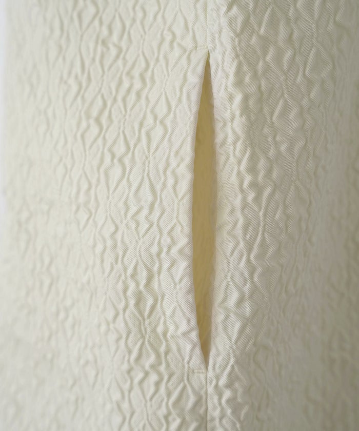 レディース/ジレ/アウター/フリルスリーブ/エンボス加工/ロングジレ/春/夏/秋/アイボリー/ブラック