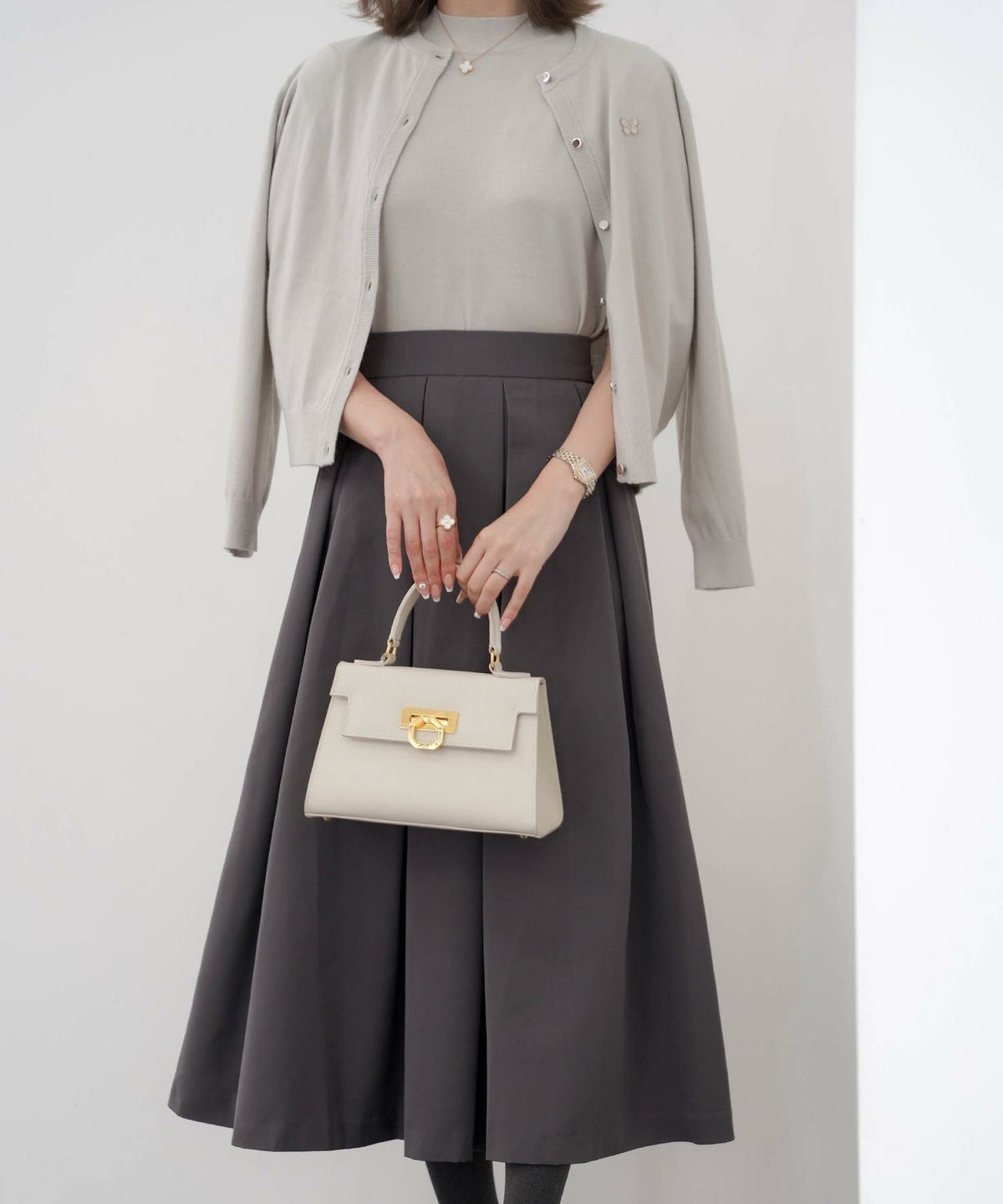 レディース/トップス/ニット/アンサンブル/カーディガン/プルオーバー/ワッペン/春/秋/冬/長袖/5分袖/アイボリー/グレージュ/ネイビー