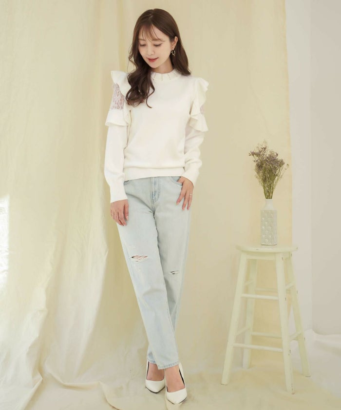 レディース/ニット/トップス/フリル/レース/パール/プチハイ/ネック/クルーネック/柔らか/伸縮性抜群/エレガント/上品/ホワイト/グレー/ピンク/パールネック/トレンド/20代/推し活/可愛い/春/秋/冬