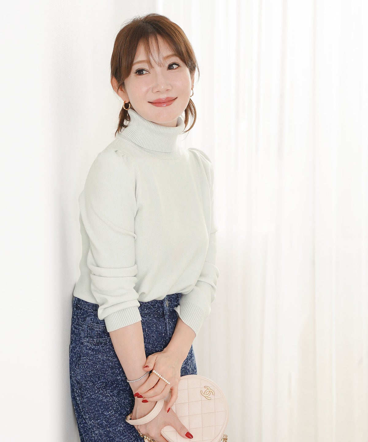 新色追加 手洗い可 S/M/L 大人カジュアル 秋冬春 シンプル かわいい オフィス 上品 ジョイントスペース ＜エコヴェロ＞タートルネック 袖山ギャザー ニット Liala×PG Liala×PG