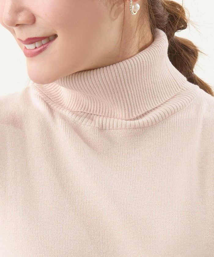 新色追加 手洗い可 S/M/L 大人カジュアル 秋冬春 シンプル かわいい オフィス 上品 ジョイントスペース ＜エコヴェロ＞タートルネック 袖山ギャザー ニット Liala×PG Liala×PG