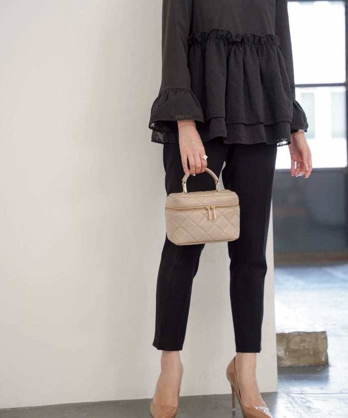 レディース/トップス/ブラウス/ペプラム/ドット/シフォン/ベルスリーブ/春/秋/冬/長袖/ホワイト/ブラック