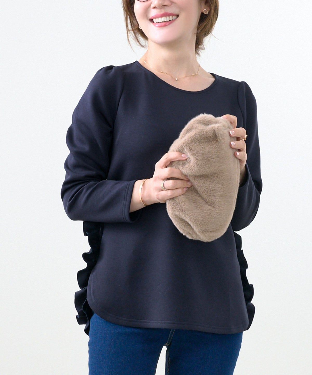 手洗い可/長袖/スリット/サイド&バックフリル/ストレッチ/あたたか/大人可愛い