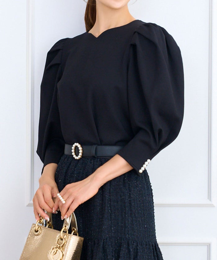 セレクト/トップス/カットソー/パワーショルダー/パール付き/アイボリー/グレー/ピンク/ブラック/白/黒/フリーサイズ/春/秋/可愛い/かわいい/華やか/大人/上品/