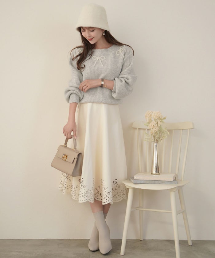 レディース/ニット/トップス/厚手/ふっくら/パール/リボン/チュール/長袖/秋/冬/お出かけ/デート/クリスマス/エレガント/フェミニン/上品/可愛い/新色/ミント/ピンク/ライトグレー/チャコール/ネイビー/トレンド