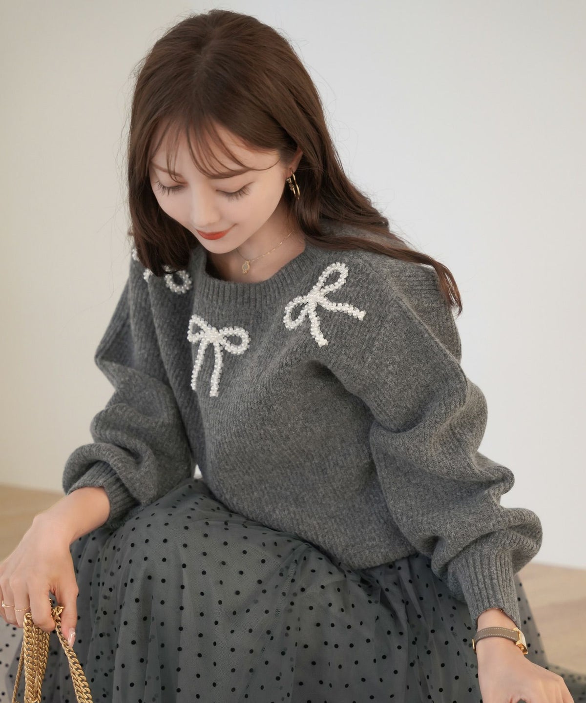 レディース/ニット/トップス/厚手/ふっくら/パール/リボン/チュール/長袖/秋/冬/お出かけ/デート/クリスマス/エレガント/フェミニン/上品/可愛い/新色/ミント/ピンク/ライトグレー/チャコール/ネイビー/トレンド