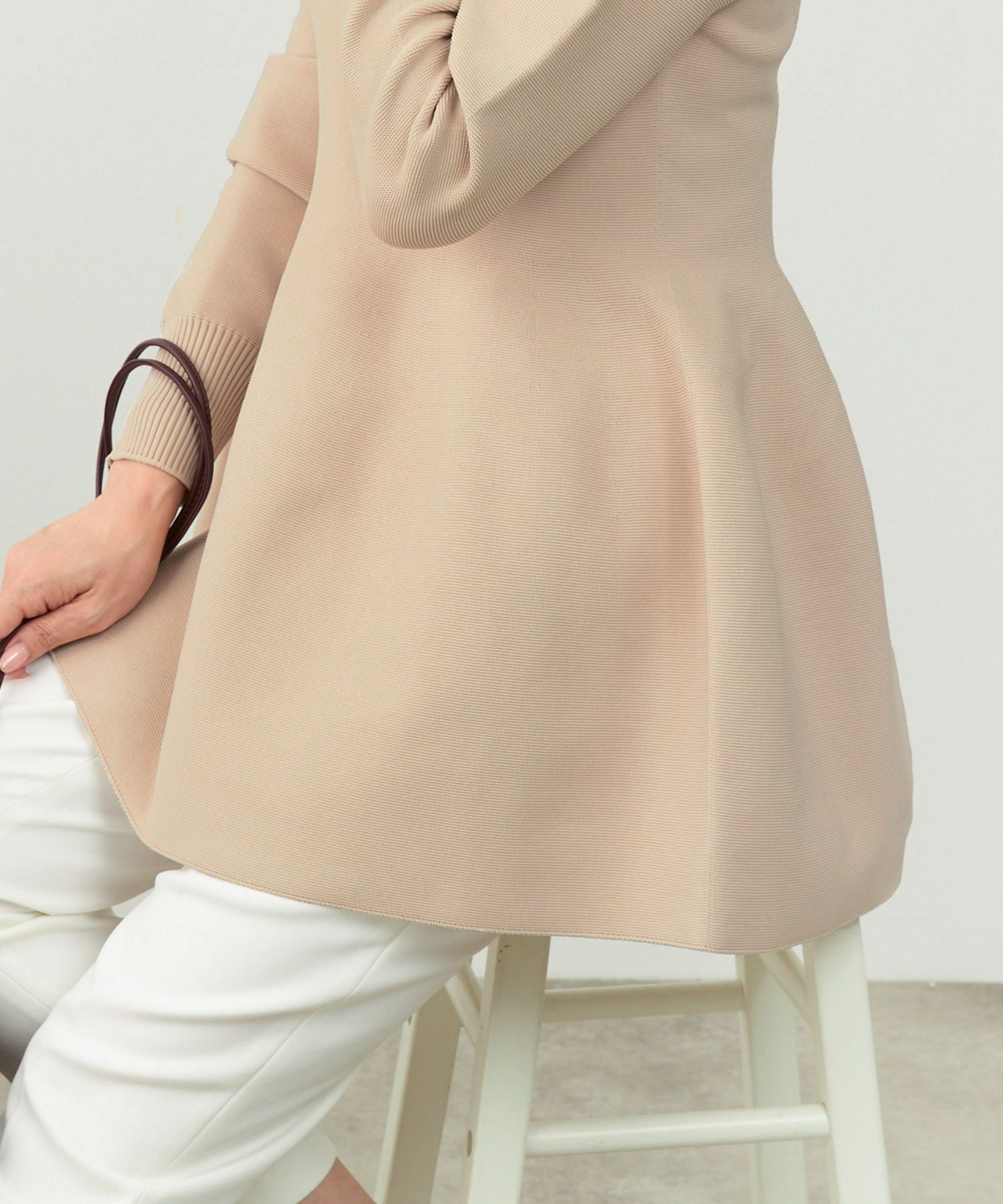 ホールガーメント タートル ペプラム ニット