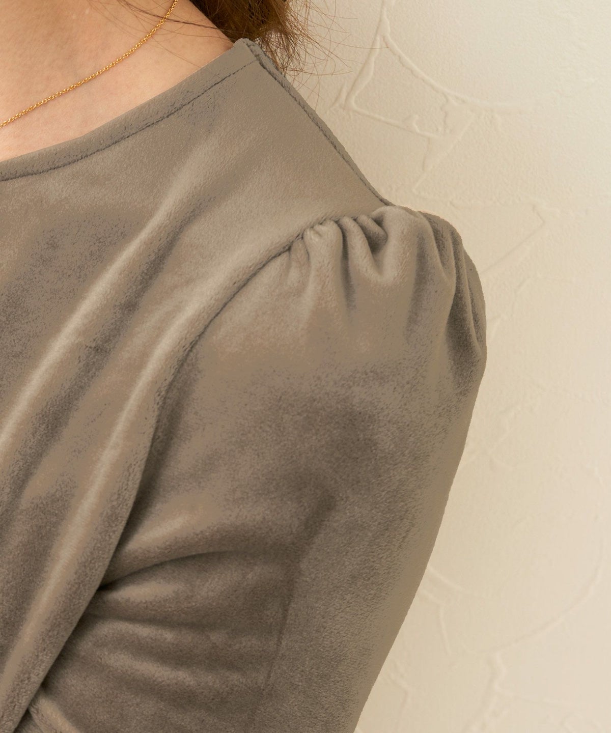 手洗い可/トップス/長袖/ボンバーヒート/裏毛/裏起毛/あたたか/ベロア/ペプラム/大人/上品/可愛い