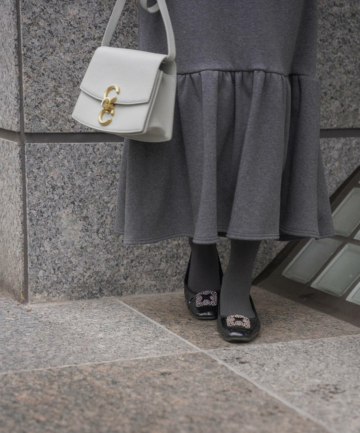 レディース/ワンピース/ボンバーヒート/パワーショルダー/マーメイドシルエット/長袖/ロング丈/秋/冬/チャコール/ライトグレー/ブラック