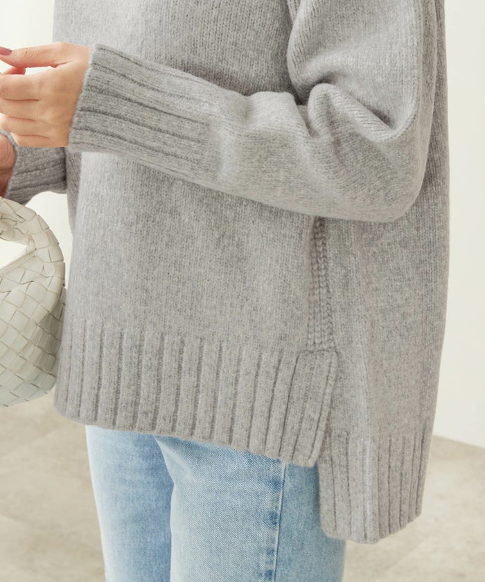 手洗い可/ローゲージ/ざっくり/ニット/長め丈/ロング/前後差/タートル/襟/左右スリット/大人/可愛い/上品