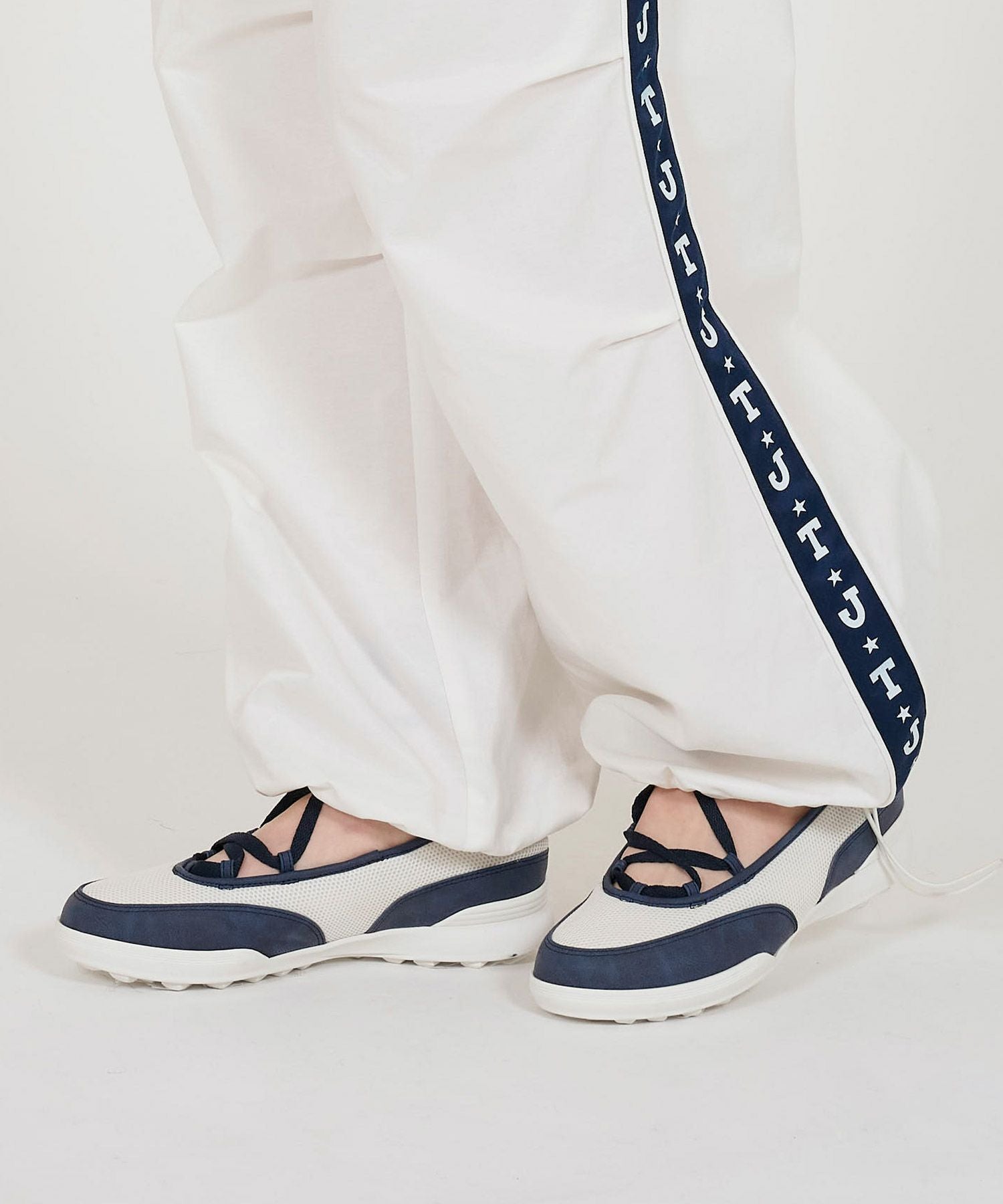 限定Price！SALE レースアップ スニーカー TINA：JOJUN 全2色｜tnj913
