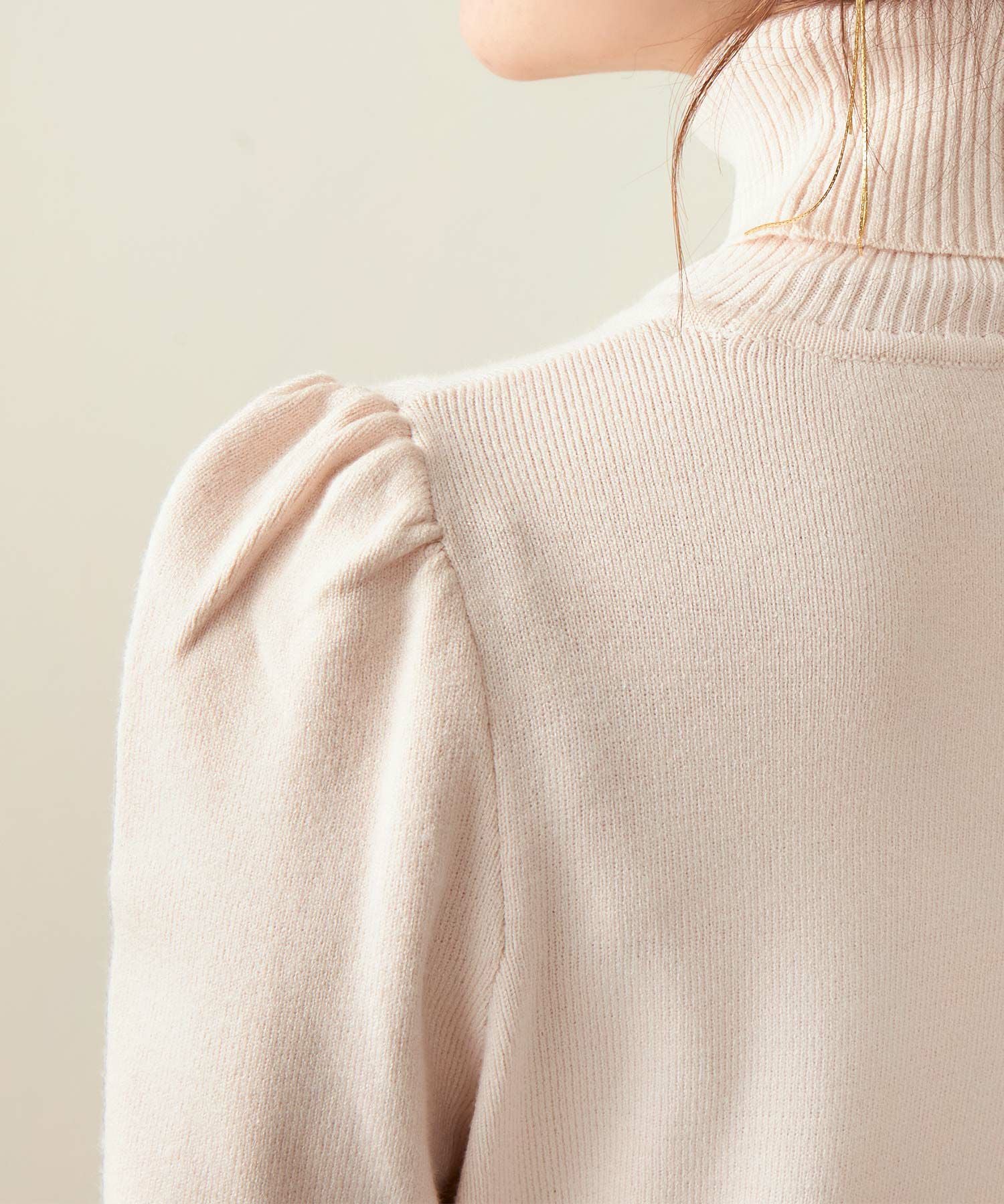 タートルネック 肩ギャザー入り ニット ワンピース Liala×PG 全3色