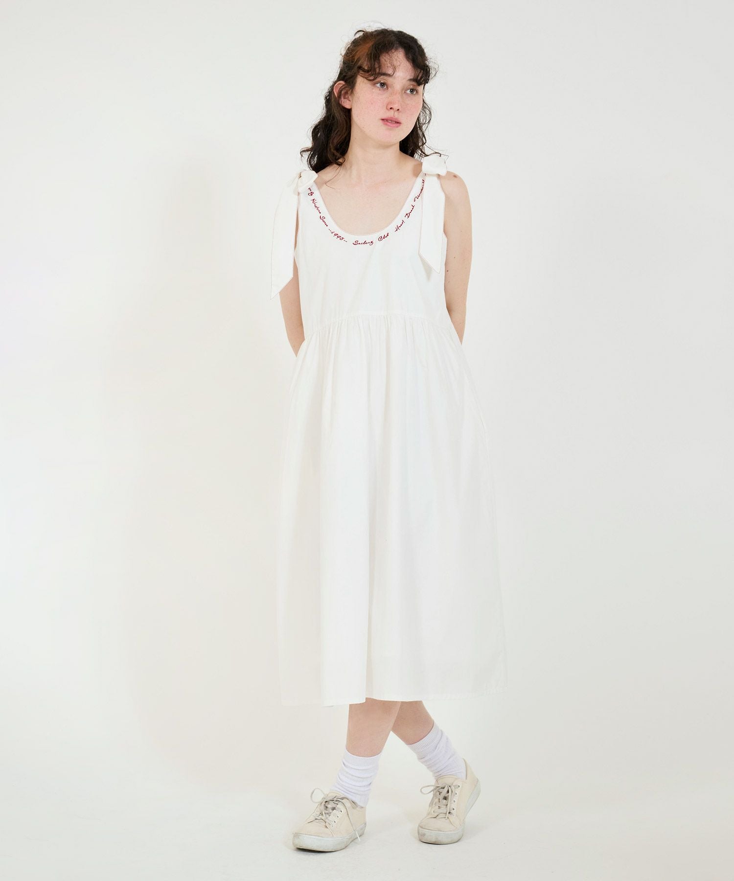 Early-Summer-SALE 刺繍入り ボリュームワンピース TINA：JOJUN 全2色