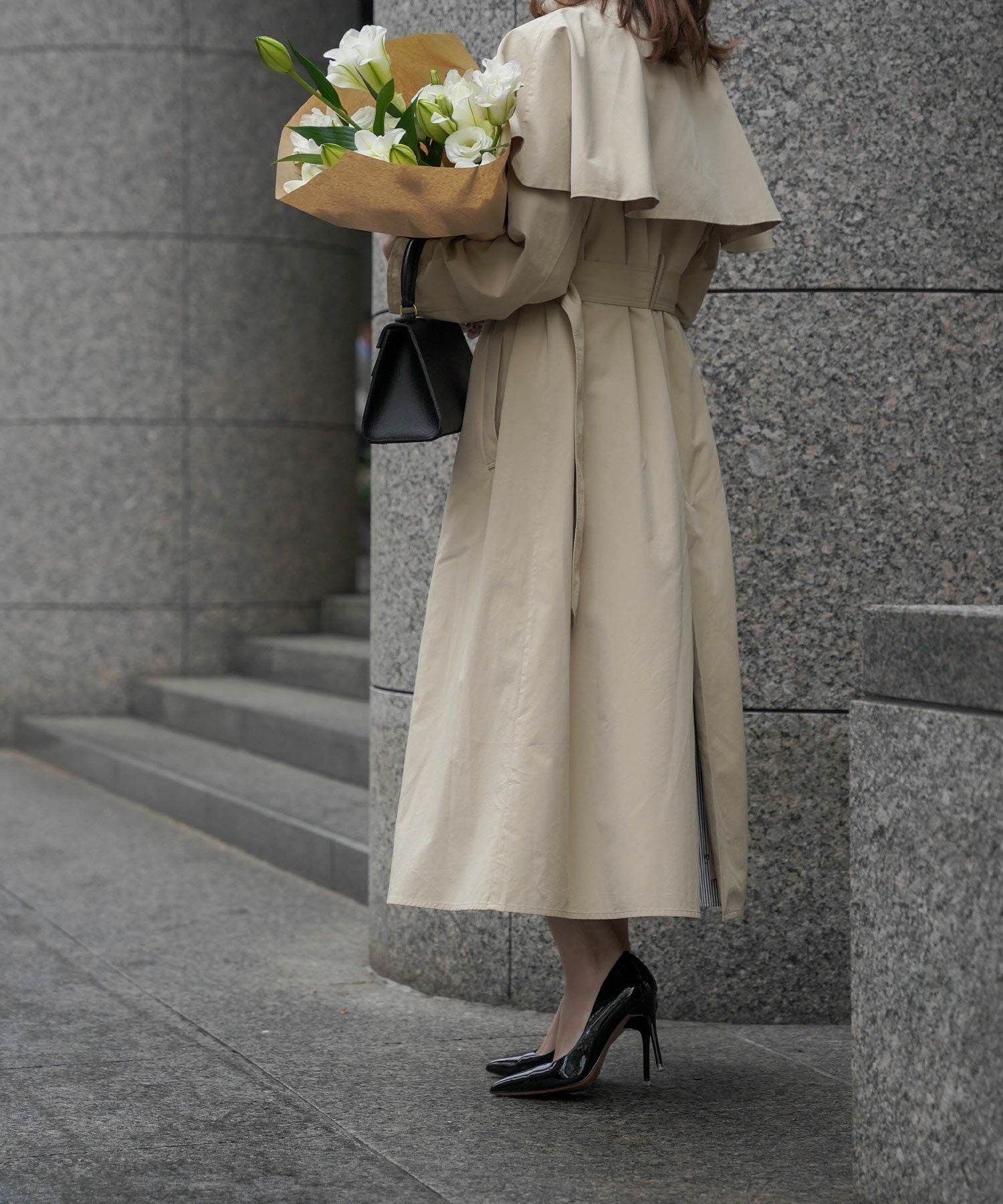 SPRING-SALE フロントジップ ケープ トレンチコート HUIT 全2色