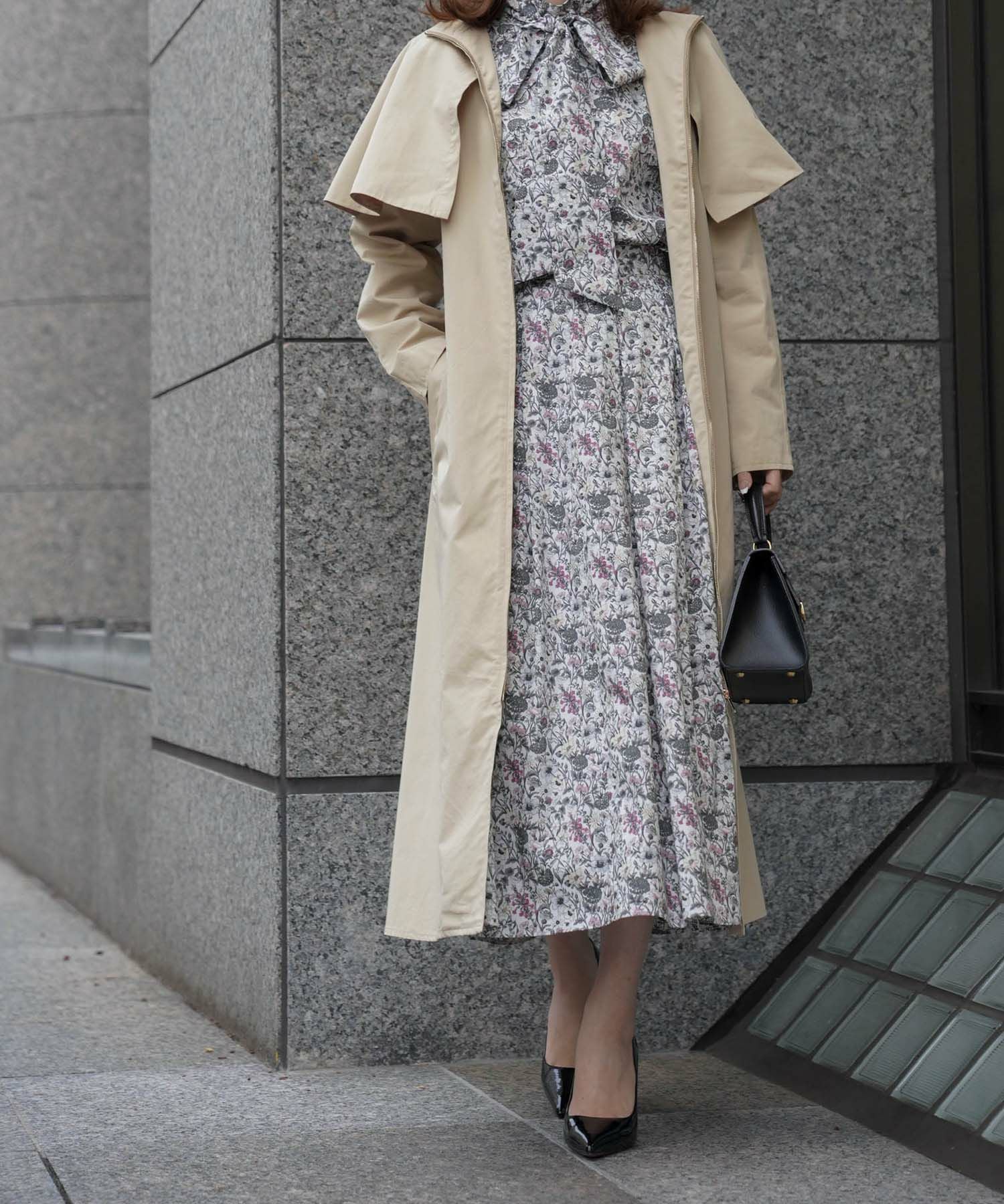 TIME-SALE フロントジップ ケープ トレンチコート HUIT 全2色｜hit111