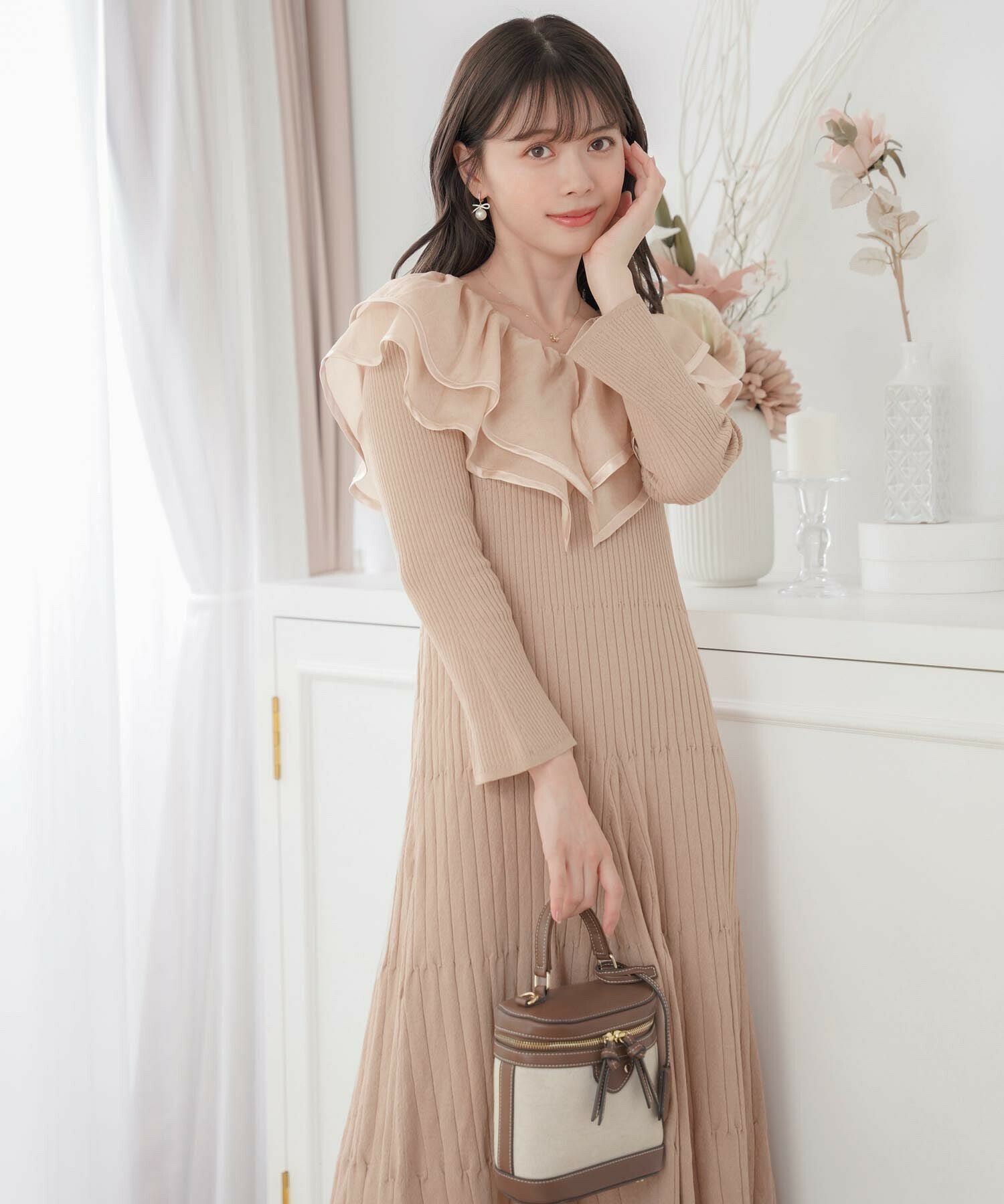 TIME-SALE シアー ラッフルフリル Vラインネック ニット ワンピース le