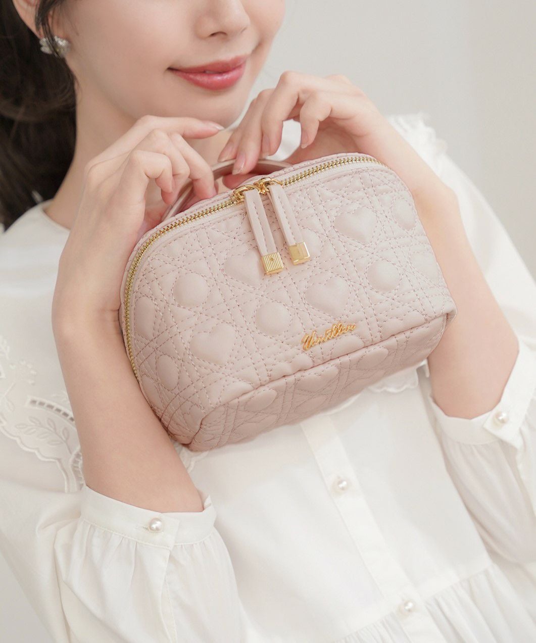 小物 グッズ ポーチ キルティング コスメ 化粧 バニティ 収納 仕分け 旅行 おしゃれ 可愛い ハート柄