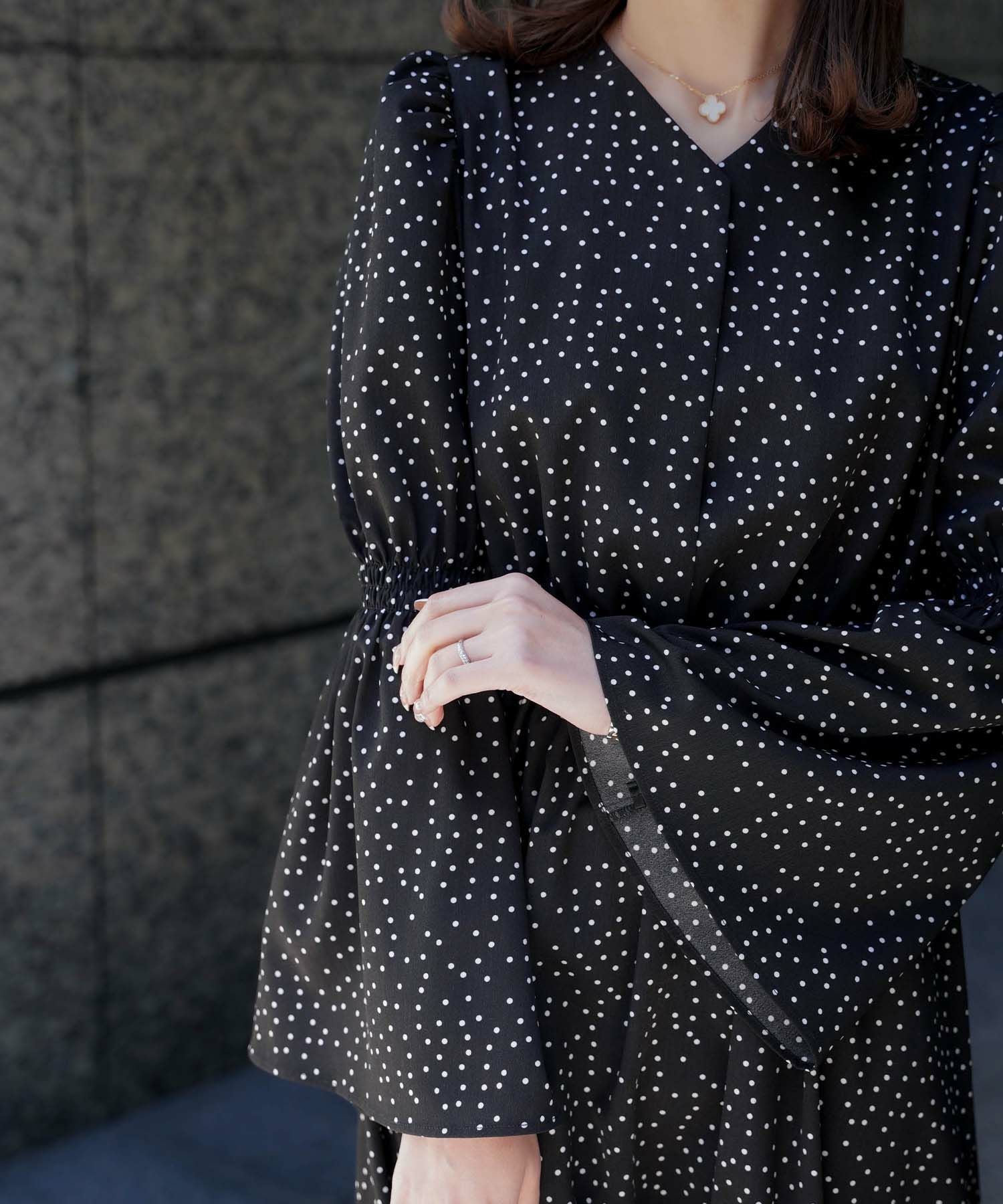 OUTLET-SALE ベルスリーブ ドット ワンピース HUIT 全2色｜hit311-0050