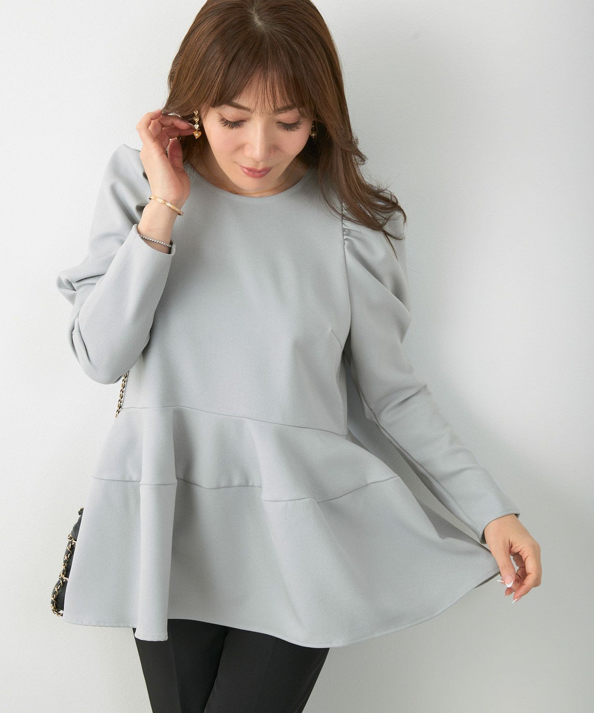 手洗い可/トップス/ブラウス/長袖/パワーショルダー/袖山ギャザー/大人可愛い