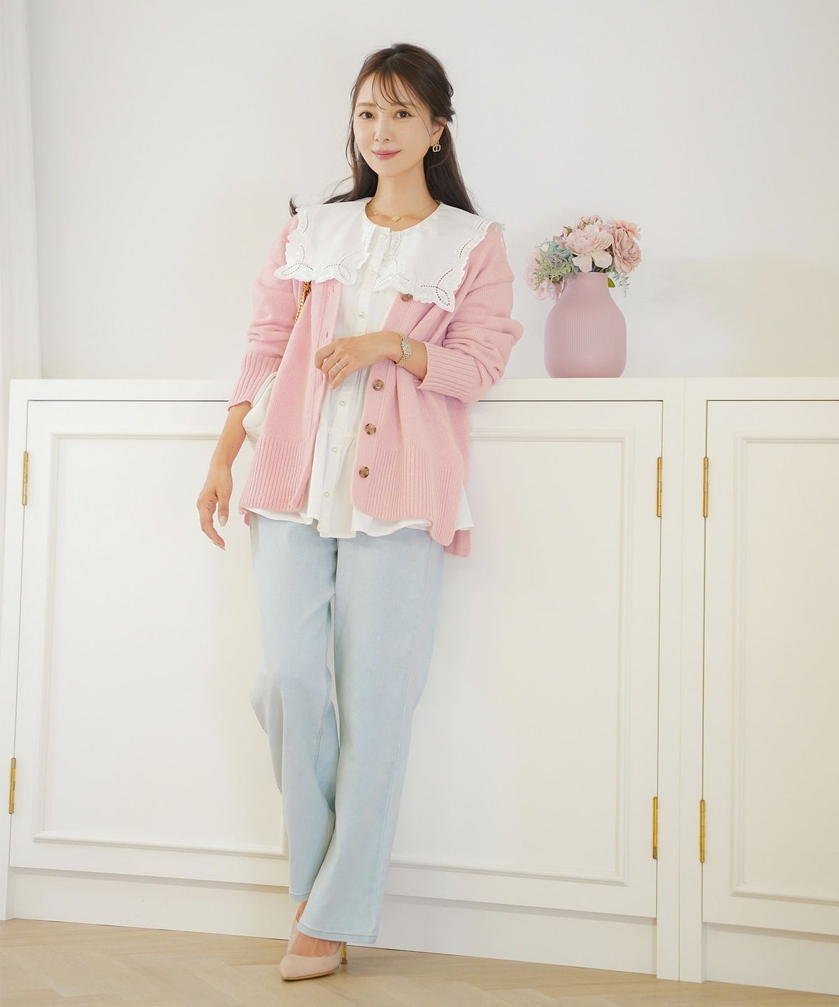 レディース/トップス/ブラウス/チュニックブラウス/ティアード/セーラーカラー/セーラー襟/襟/刺繍/花柄/7分袖/春/夏/着こなし/着回し/パール/ボタン/ホワイト/フェミニン/上品/可愛い/20代/30代/新色/ピンクベージュ/ネイビー/チャコール/きれいめ/配色