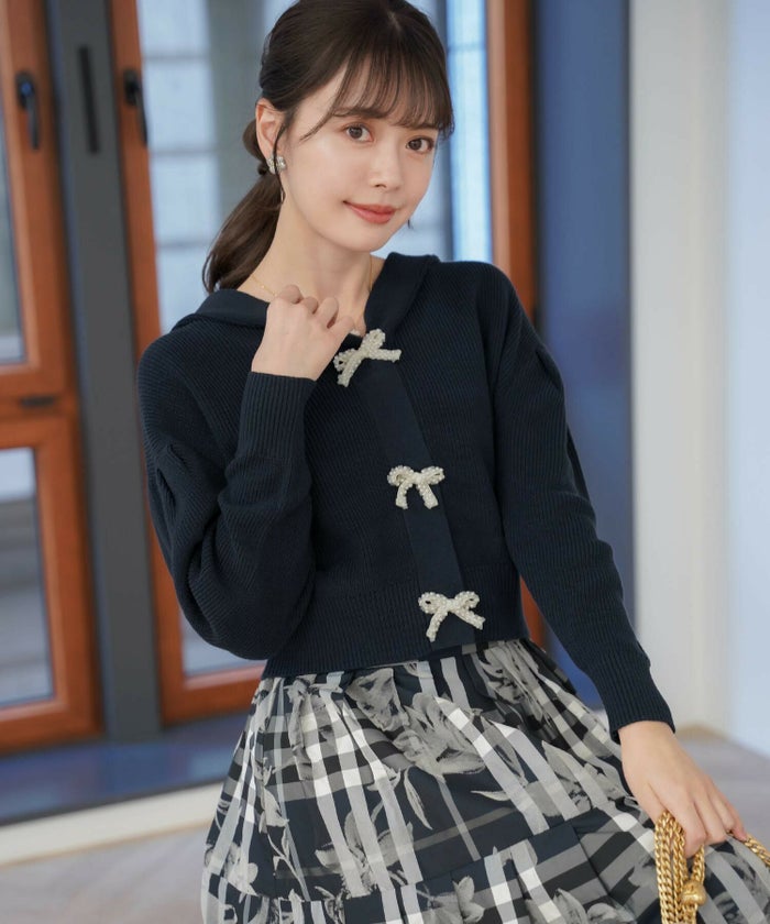 レディース/ニット/トップス/カーディガン/畔編み/ふっくら/パール/リボン/チュール/長袖/秋/春/お出かけ/デート/エレガント/グレー/フェミニン/上品/可愛い/ミルクホワイト/オパールグレー/ネイビー/春/秋