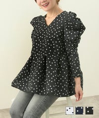 手洗い可 トップス ブラウス 7分袖 タックペプラム パワーショルダー ドット柄 上品 大人 可愛い 水玉 ペプラム ブラウス Liala×PG