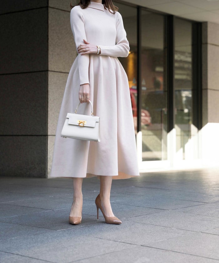 ワンピース/衿付き/ホールガーメント/ニット/エクリュ/ネイビー/ブラック/S/M/春/秋/冬/フレアシルエット/リブ編み