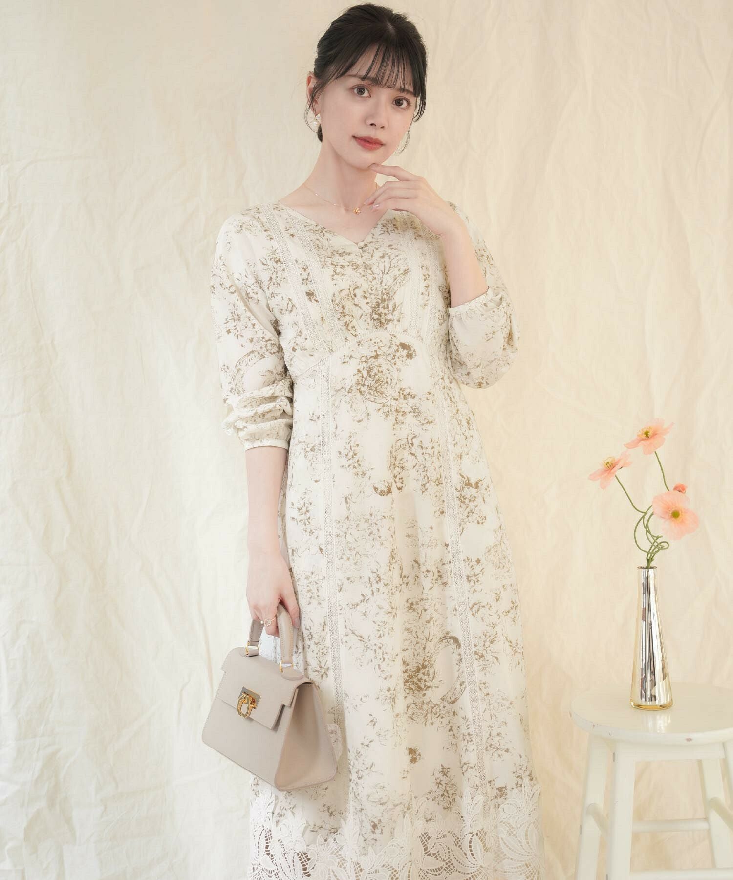 2点以上で半額クーポン対象 トワルドジュイ フラワーレース ワンピース