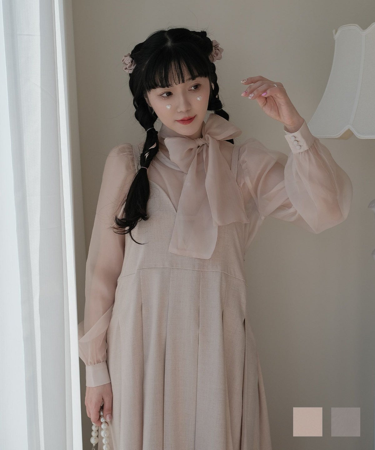 レディース ファッション ブラウス シアー ボウタイ パフスリーブ 2Way ピンクベージュ グレー M 通販 2WAY シアー パフスリーブ ボウタイ ブラウス miolite