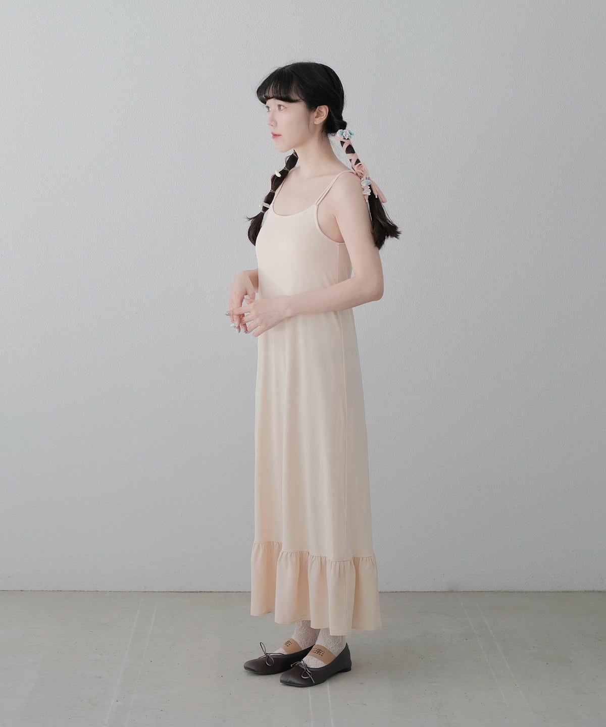 カップ付きキャミワンピース miolite ベージュ/ホワイト/ブラック