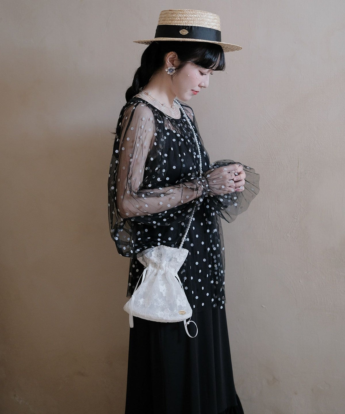 カップ付きキャミワンピース miolite ベージュ/ホワイト/ブラック