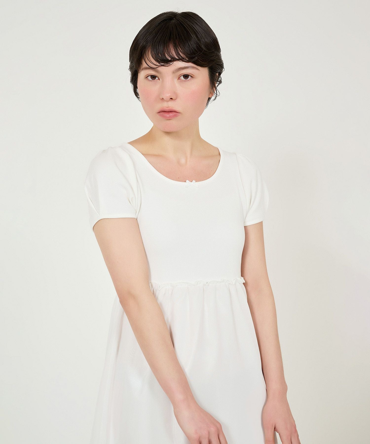 Early-Summer-SALE パフスリーブ ドッキングミニワンピース TINA