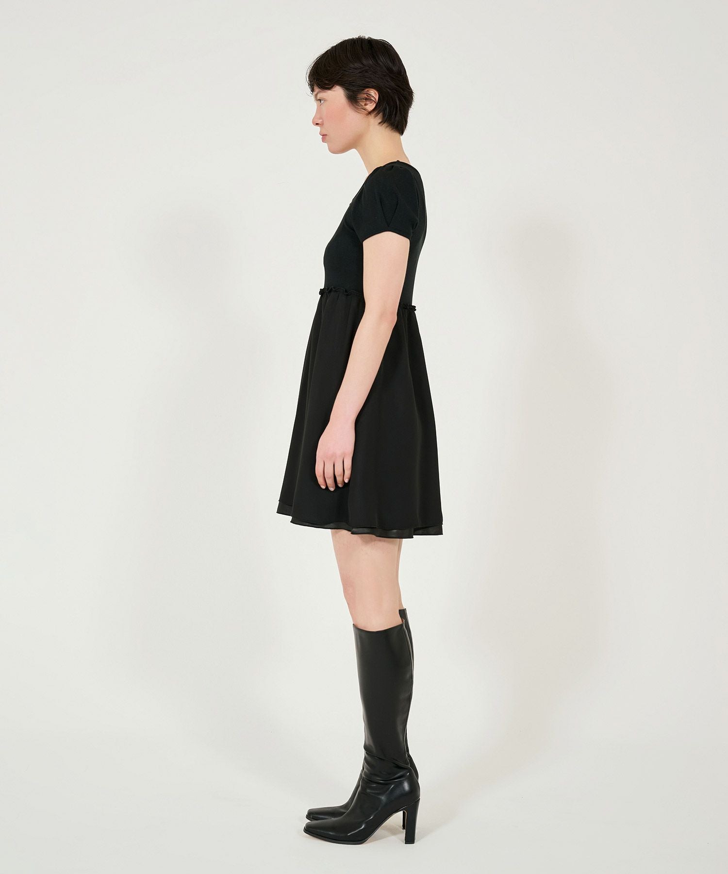 パフスリーブ ドッキングミニワンピース TINA：JOJUN 全2色｜tnj321