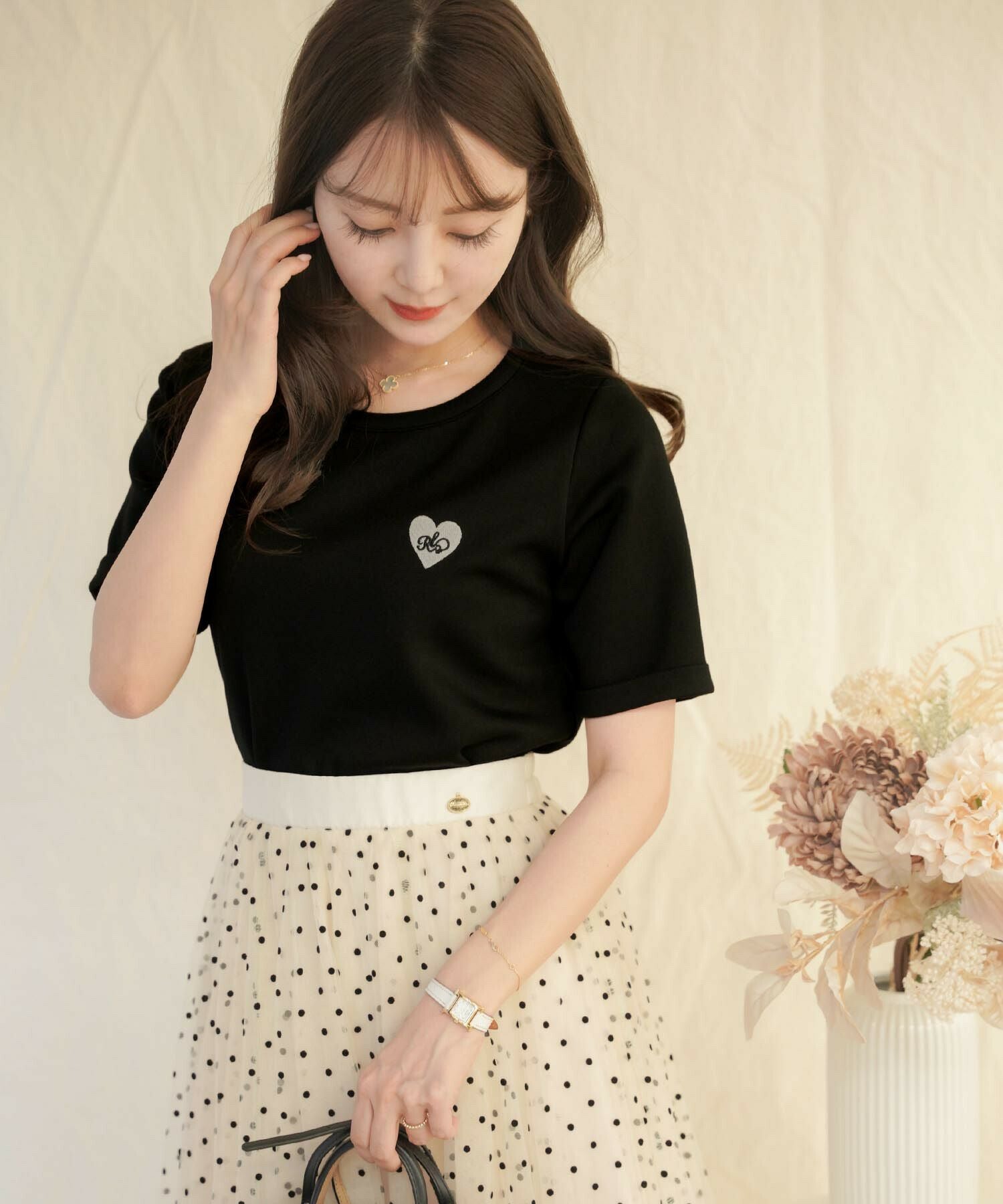 ハート 刺繍 クルーネック Tシャツ le reve vaniller 全4色 ｜lvn521
