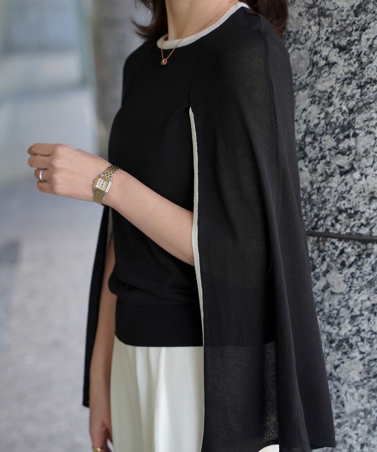 トップス/ラメ/ケープ/ニット/ベージュ×ブラック/ブラック×ホワイト/ネイビー/ピンクベージュ/ベージュ/ピンク/杢グレー/ブラック/M