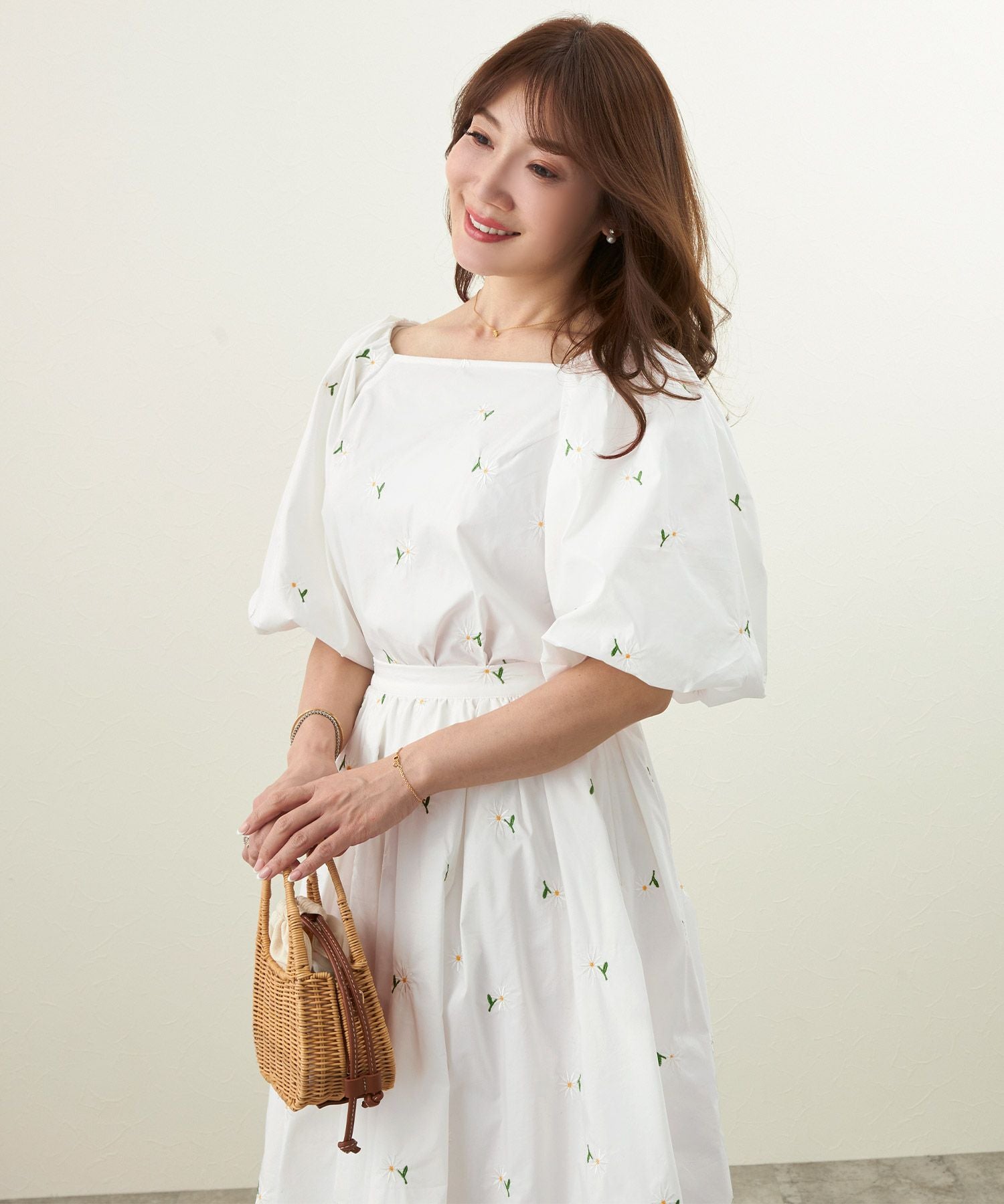 マーガレット 花刺繍 パフスリーブ ブラウス 半袖 Liala×PG 全3色