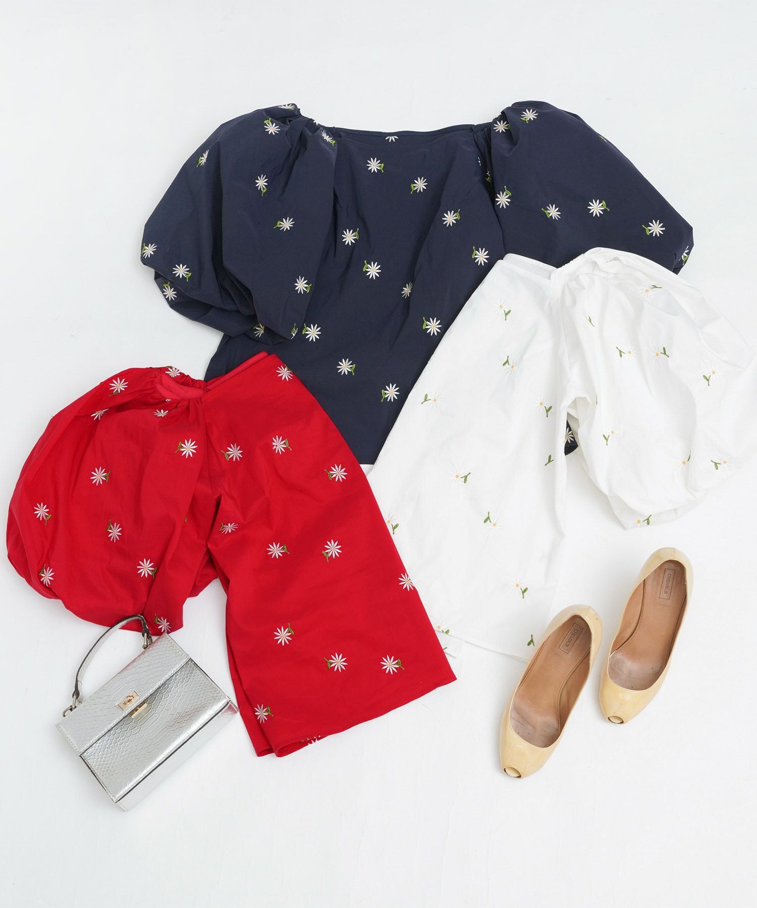 マーガレット 花刺繍 パフスリーブ ブラウス 半袖 Liala×PG 全3色