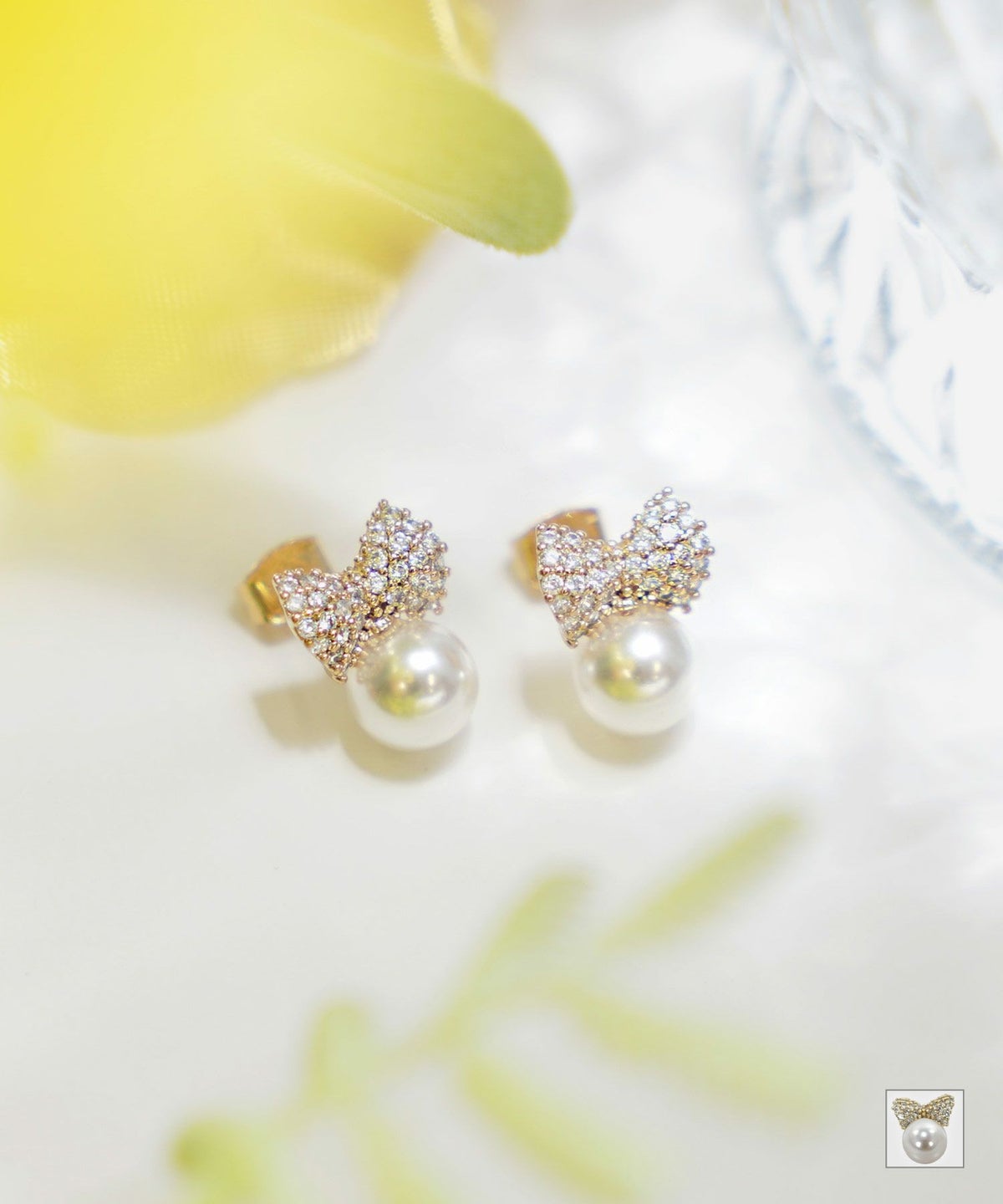 セレクト  ピアス かわいい レディース 小さめ デザイン おしゃれ 両耳 おすすめ 可愛い ゴールド ジョイントスペース リボンビジュー パール ピアス Prima Scherrer