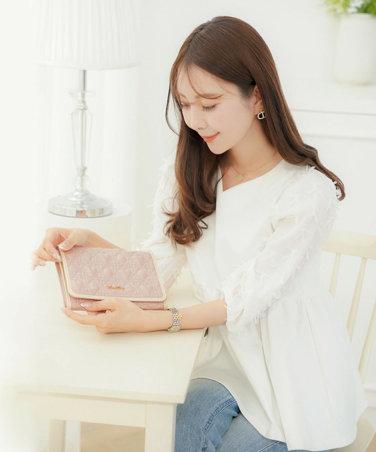 レディース/収納/マルチケース/母子手帳ケース/ハート/キルティング/かわいい/B6/オリジナル/軽い/チャーム/ゴールド/パスポートケース/通帳ケース/通院ケース/ママ/ポーチ/チケット入れ/カード/ピンク/ホワイト/オールシーズン/新色/女の子/男の子/赤ちゃん/出産前準備/産後