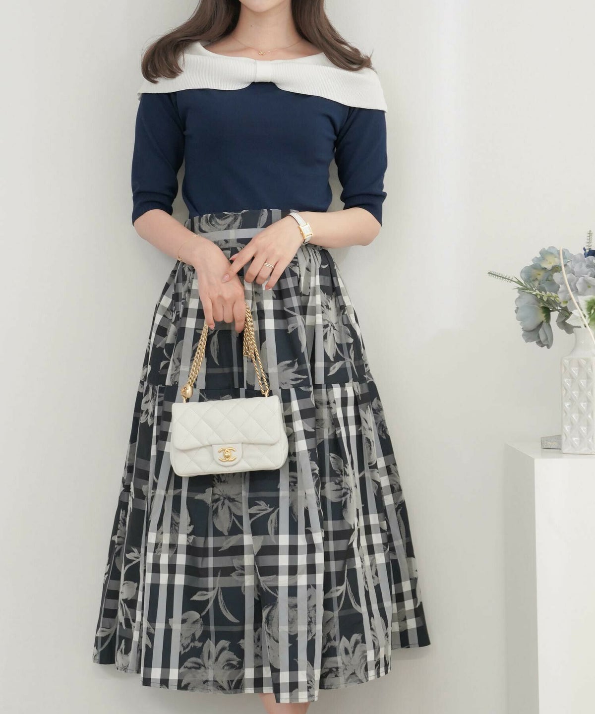 レディース/ニット/トップス/オフショル/リボン/配色/半袖/ビックカラー/バイカラー/ピンク/ホワイト/白/ブラック/ネイビー/春/夏/秋/晩夏/トレンド/エレガント/上品/フェミニン/かわいい