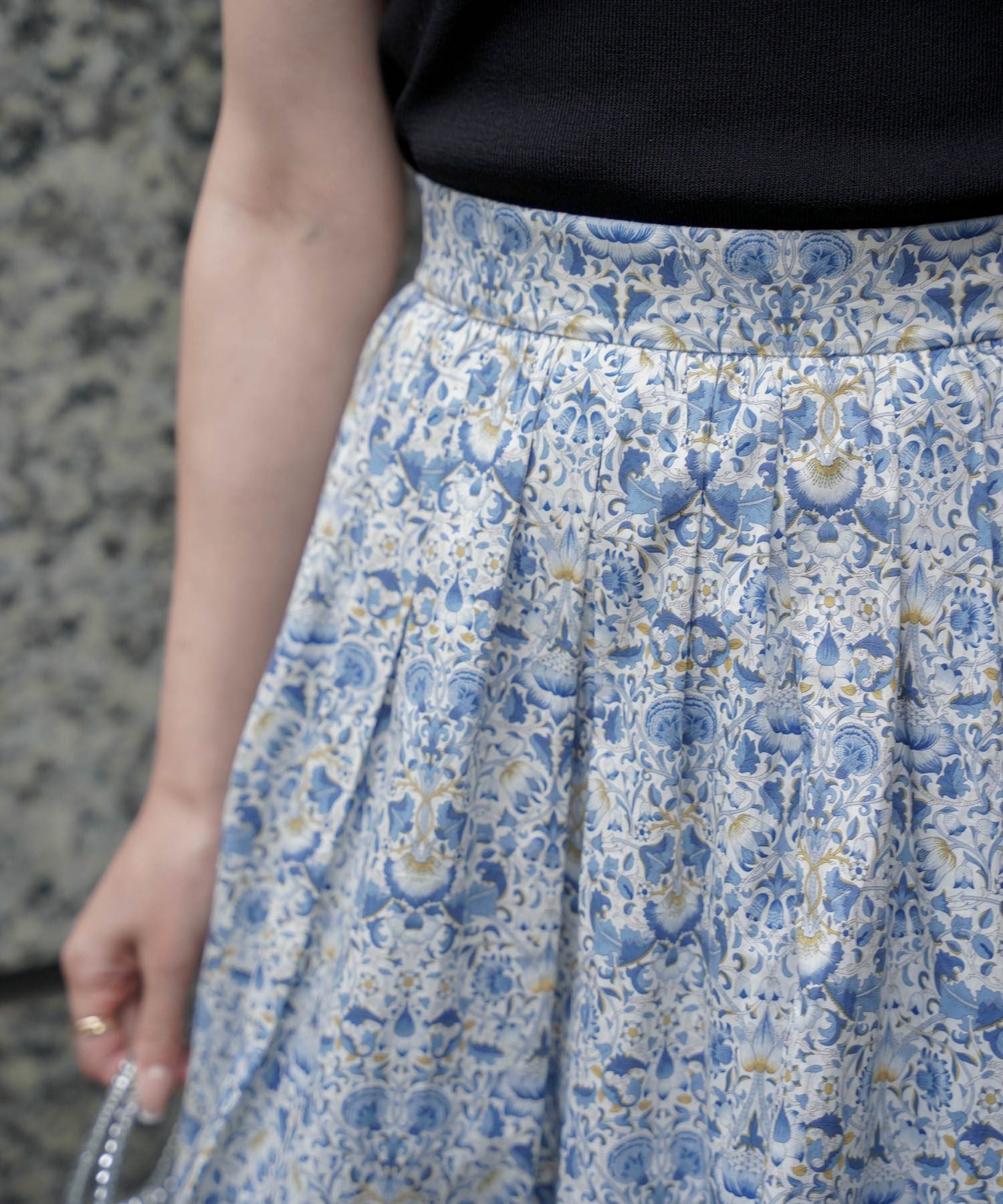 TIME-SALE タック フレア スカート Made with Liberty Fabric HUIT 全2