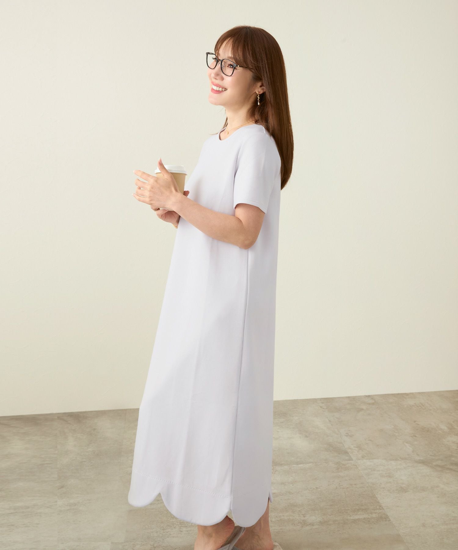 SUMMER-SALE ダンボールニット スカラップヘム ワンピース 半袖 Liala