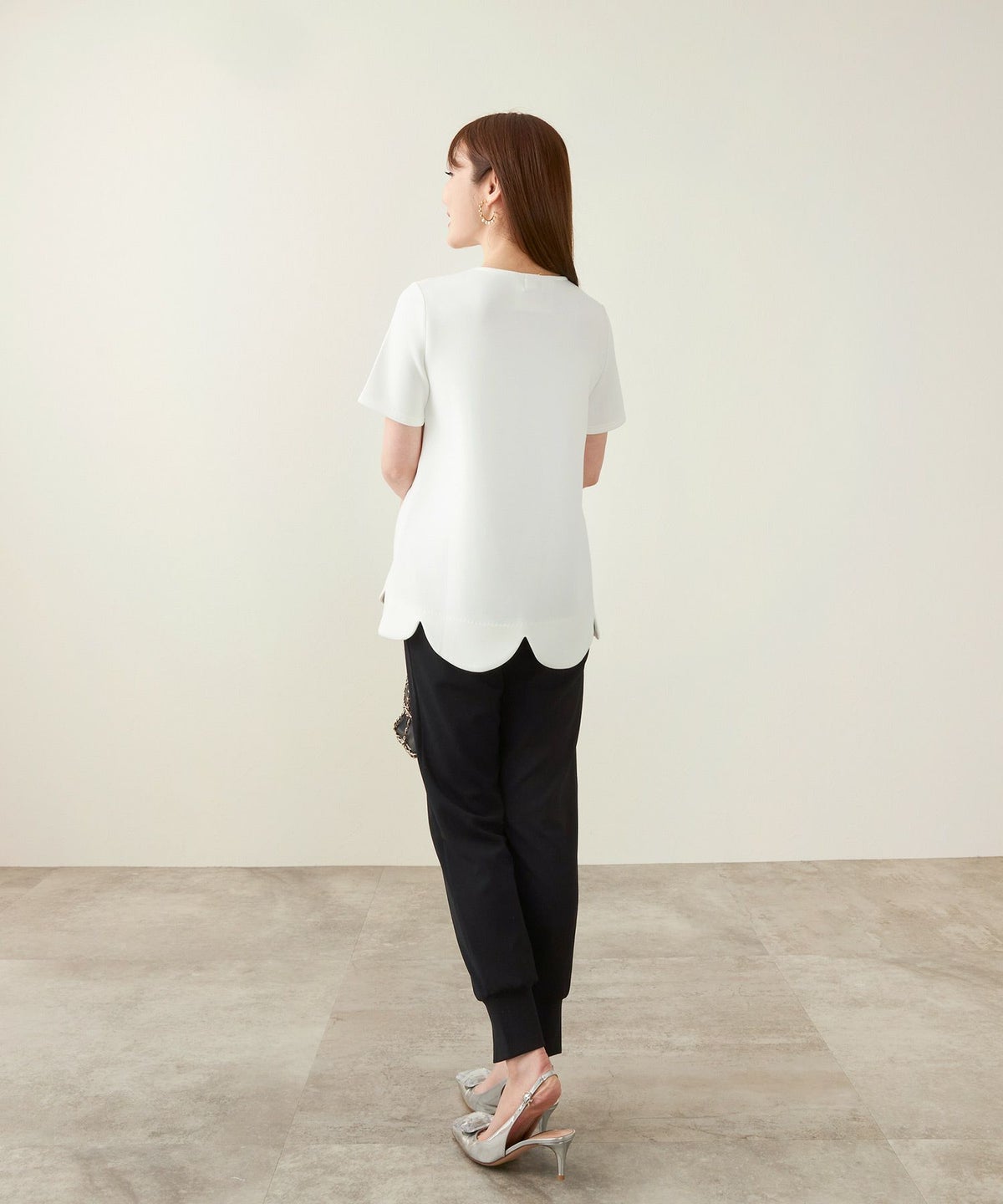 手洗い可/日本製トップススカラップダンボールニット春夏秋白黒ウォッシャブル洗える動きやすいジョイントスペース