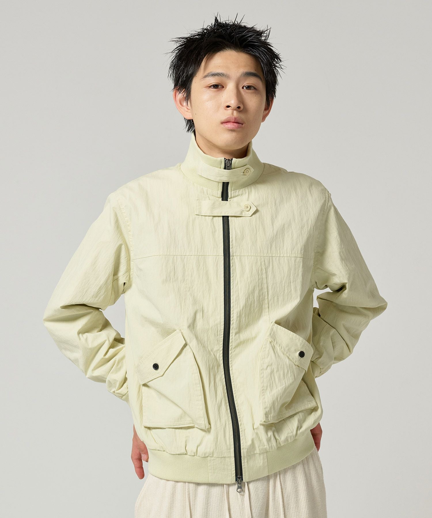 未使用★BEIGE★撥水★ノーカラー★ダブルジップ★ブルゾン★ジャケット sakishimatokyo ブルゾン アウター ブークレステンカラー ダブルジップ