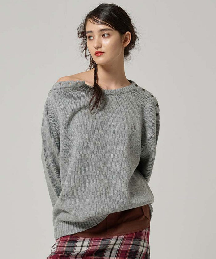 ニット/オーバーニット/エンブレム付き