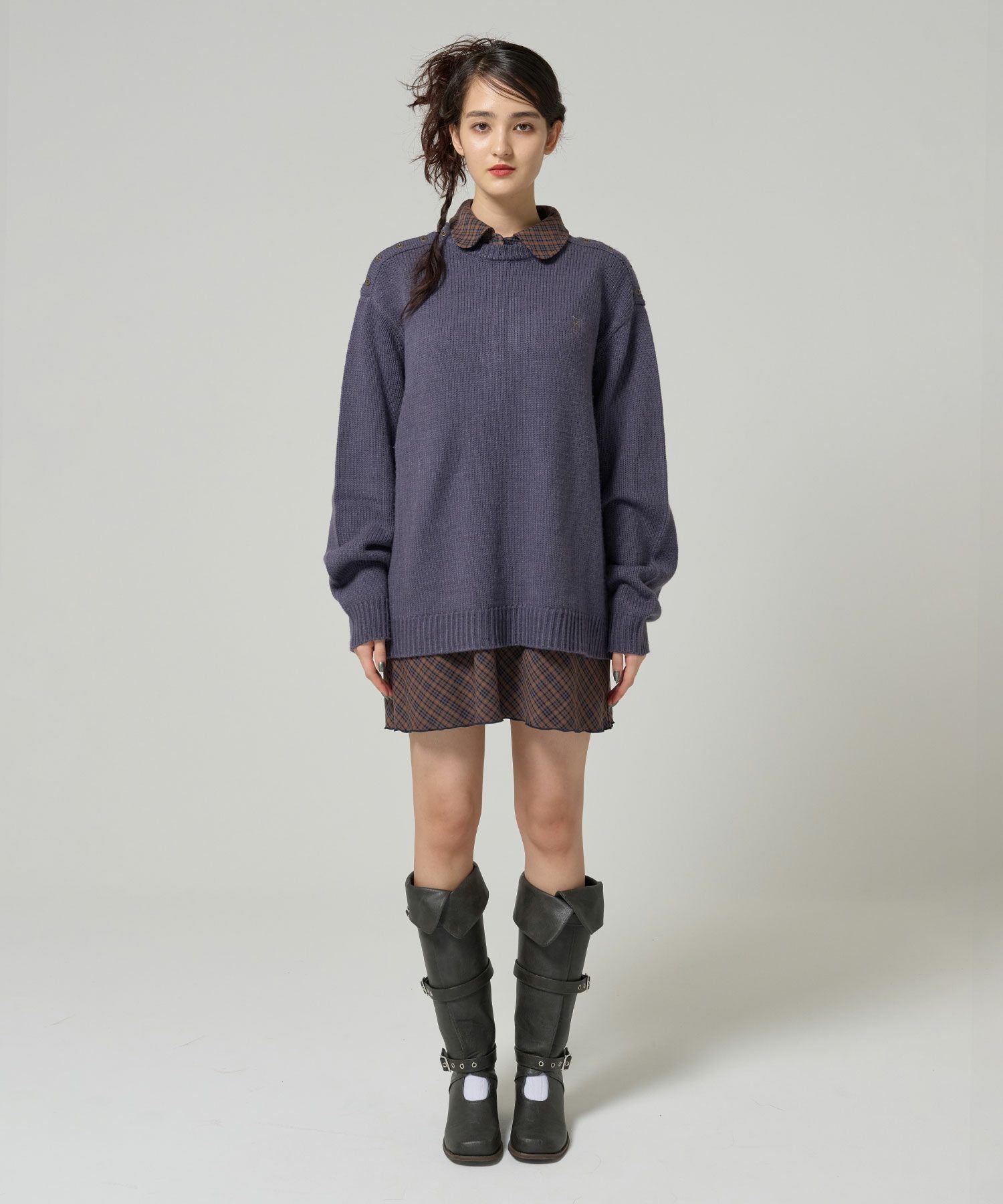 エンブレム付き ショルダーボタンニットプルオーバー TINA：JOJUN 全5