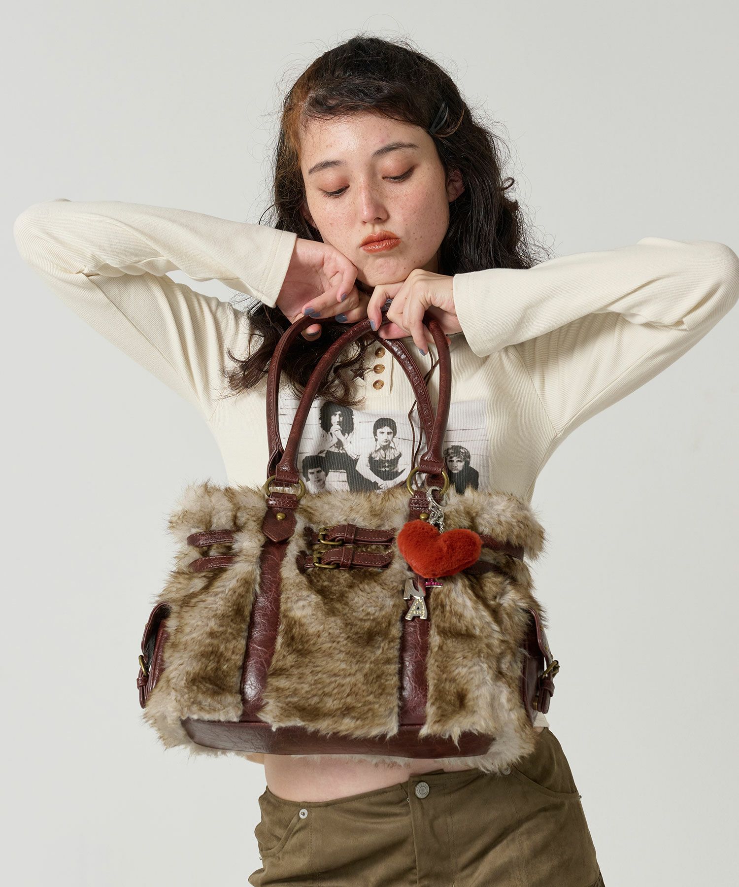 ヴィンテージライク フェイクファーハンドバッグ TINA：JOJUN 全2色